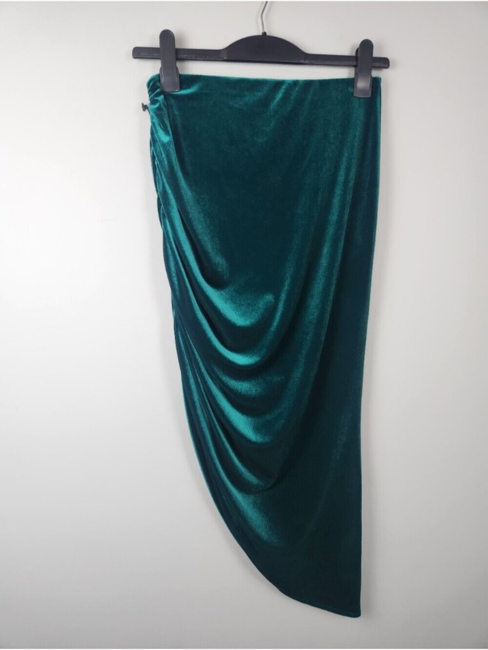 New Revolve Bailey 44 Green Velvet Ruched Skirt Size Small Stretchy Fairy - Picture 5 of 14